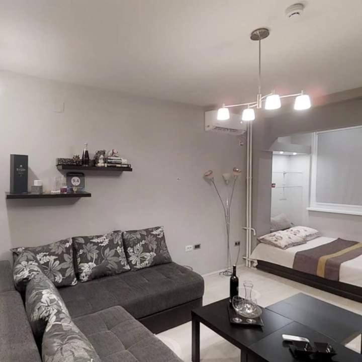 Apartment Nenov Skopje Exteriör bild